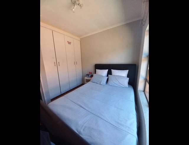 2 BEDROOM APARTMENT FOR SALE IN ALBERTSDAL